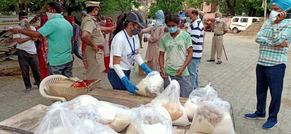 11th Distribution Drive at Madanpur Village , Phase 2, Mohali on 6th May 2020 Drive Photo